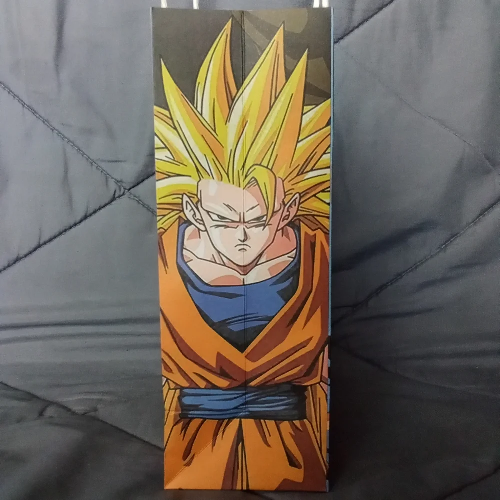 Dragon ball Anime x12 Paper Gift Bags Super Saiyan Goku Evolution Party Supplies